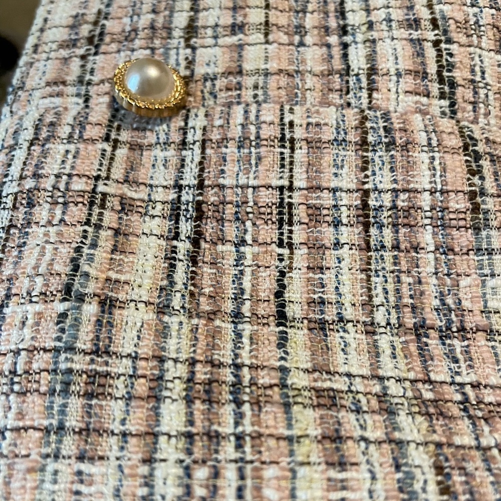 Pink tweed button detail skirt - Picture 4 of 4